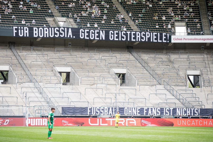 Leere Stadien Geisterspiele Bundesliga