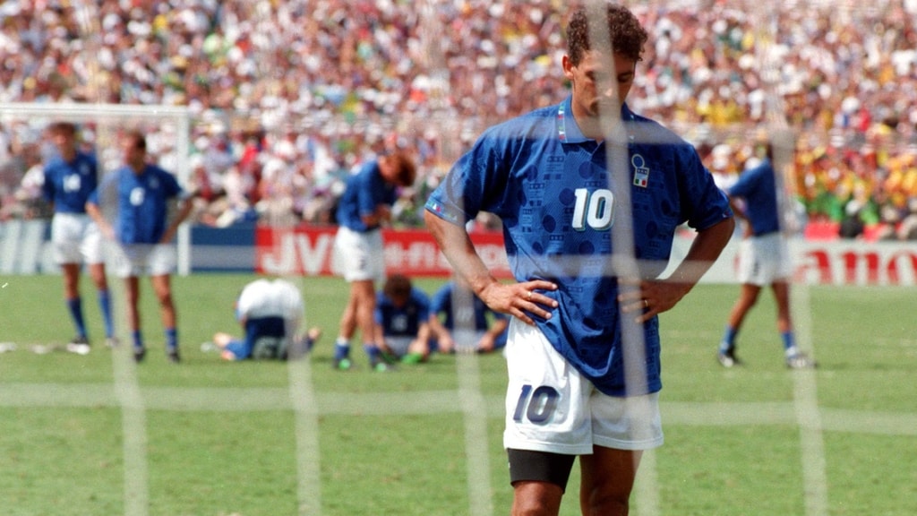 Robert Baggio verschießt gegen Brasilien