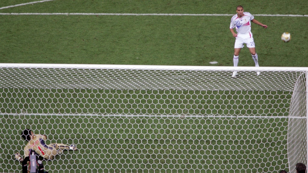 David Trezeguet vs. Gianluigi Buffon
